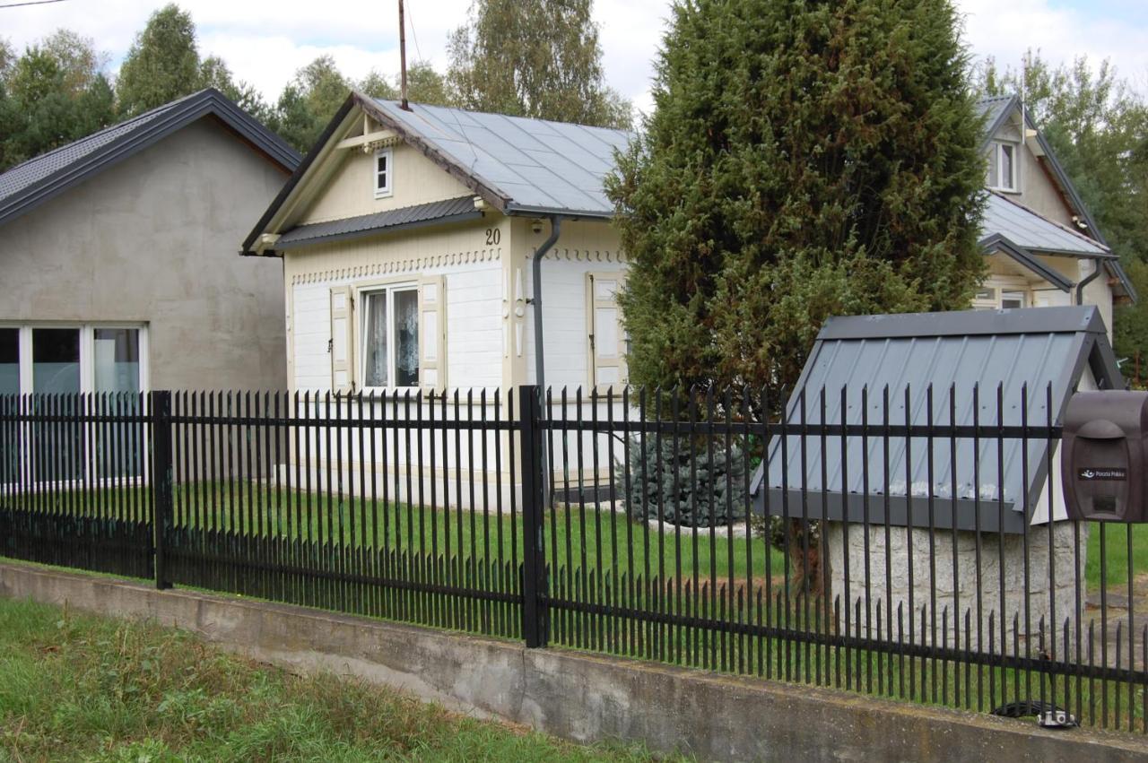 Villa Wypoczynek Letnia Oaza Sobienie Jeziory Exterior foto